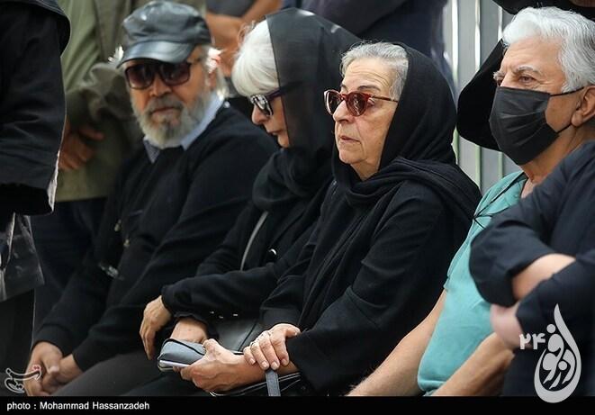 پوشش بازیگران زن در مراسم آتیلا پسیانی 15 1 resized 1190966 496