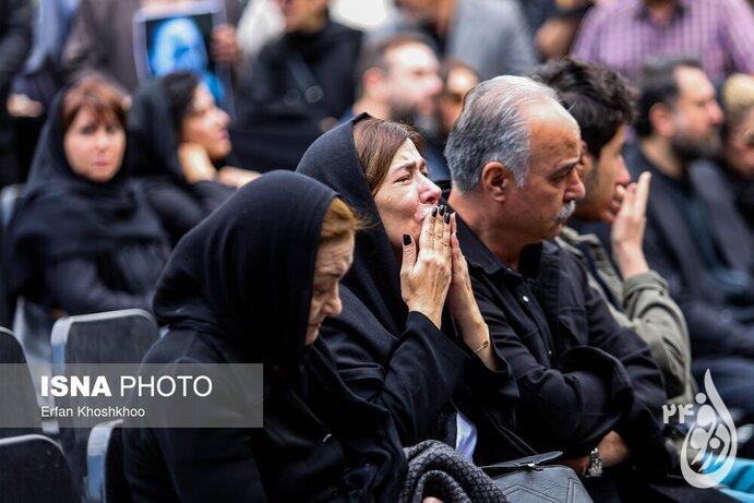 پوشش بازیگران زن در مراسم آتیلا پسیانی 47 1 resized 1191035 674