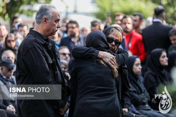 پوشش بازیگران زن در مراسم آتیلا پسیانی 34 1 resized 1191062 192