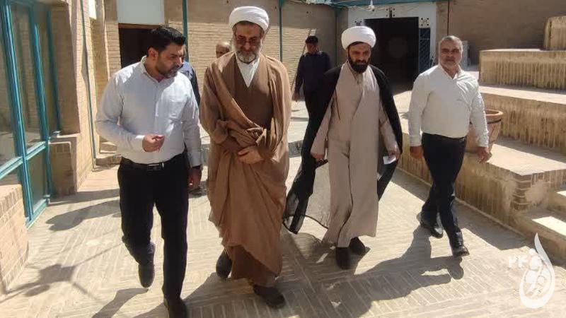 بازدید امام جمعه دزفول از مجتمع فرهنگی سینمایی دزفول 2 بازدید امام جمعه دزفول از مجتمع فرهنگی سینمایی دزفول